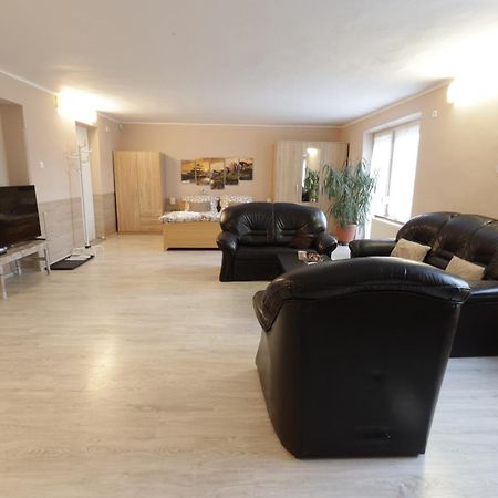Stardust Apartman Печ Екстер'єр фото