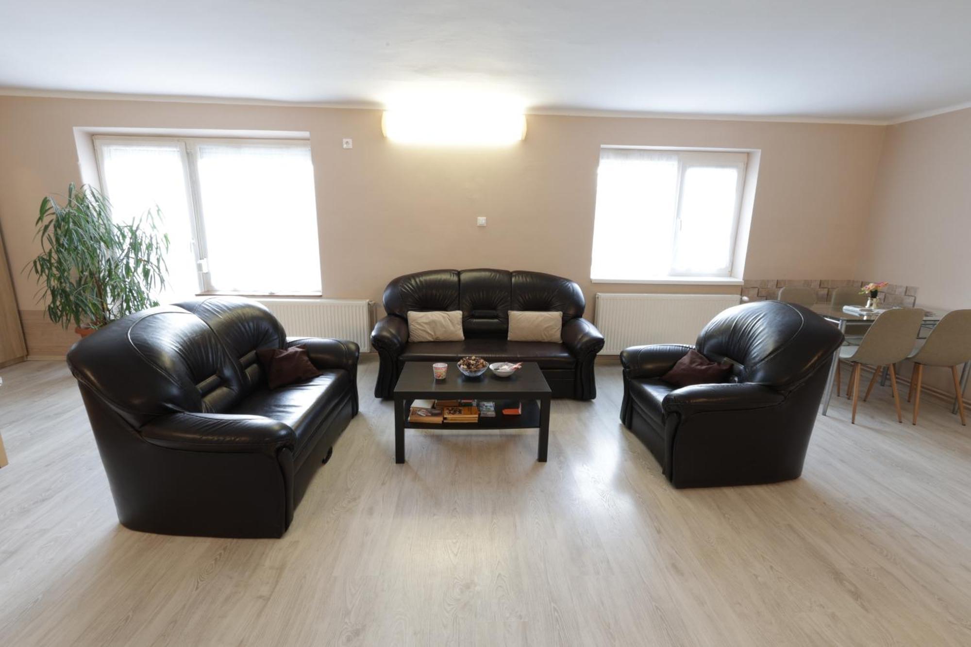 Stardust Apartman Печ Екстер'єр фото